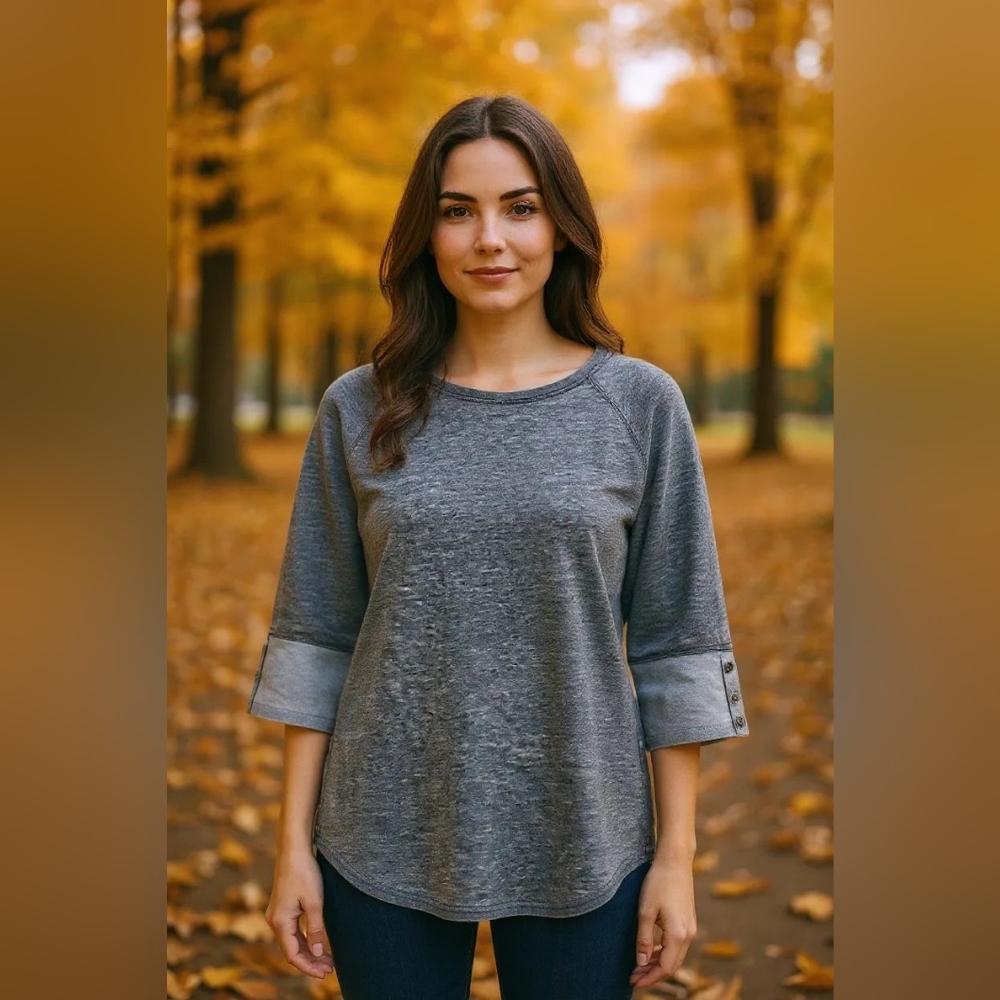 Jane & Delaney - NWT - Gray Blouse, Round Neck, Buttons On Cuffs & Both...